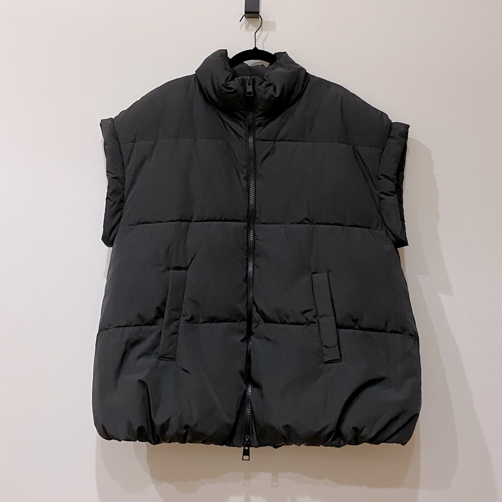 ZARA Oversized Puffer Vest